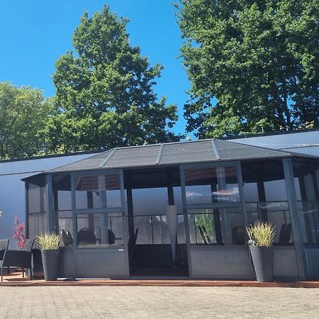 Bennetts Restaurant Und Hotel Wittingen Exteriör bild