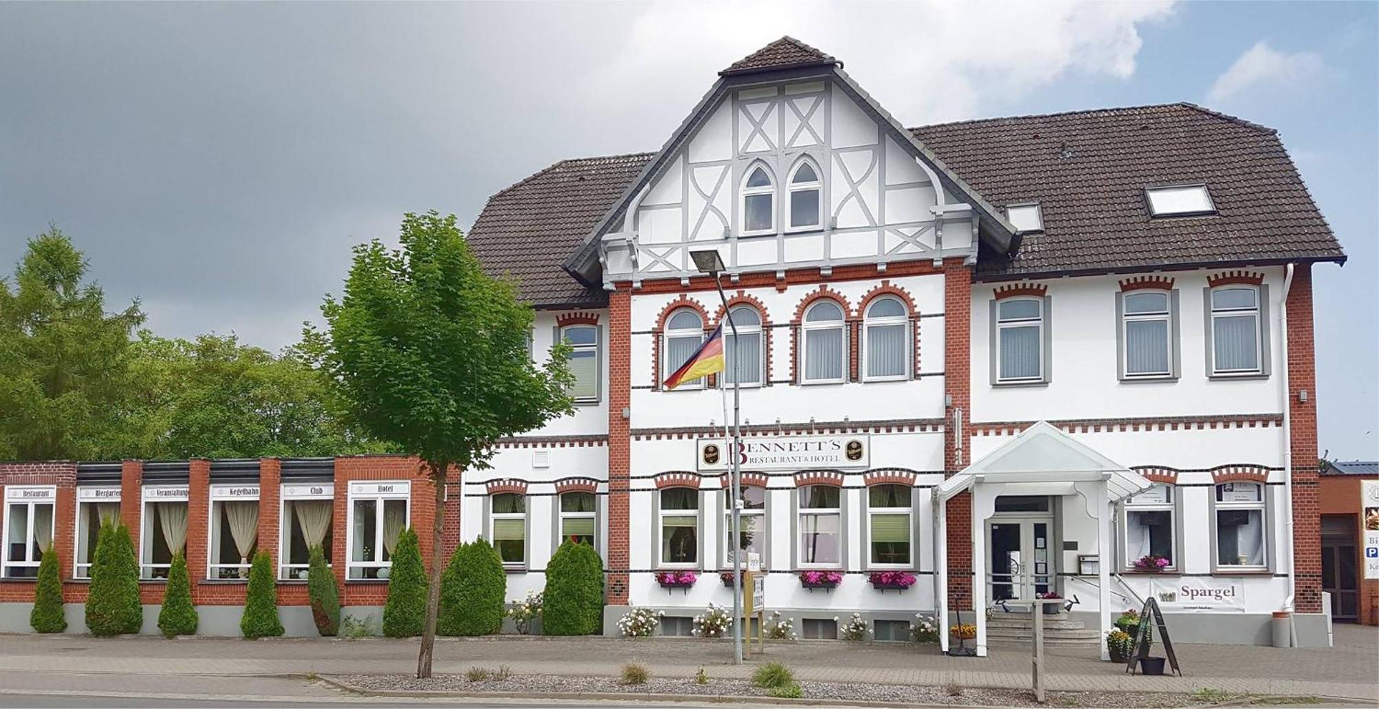 Bennetts Restaurant Und Hotel Wittingen Exteriör bild